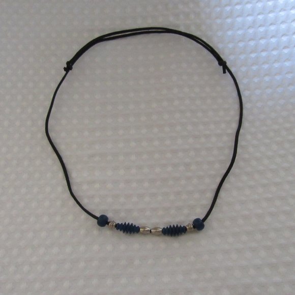 Choker Necklace on a rope add to a bundle 4 for $20.00 to get discount - Picture 2 of 5